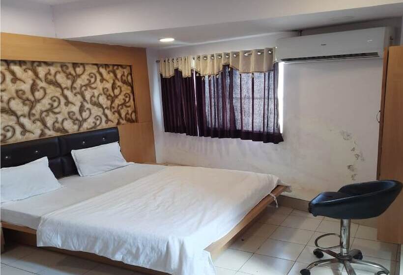 Pensjonat O Dev Palace