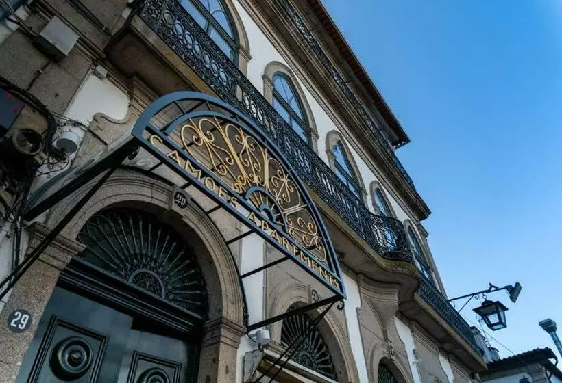 تختخواب و صبحانه Camões Apartments