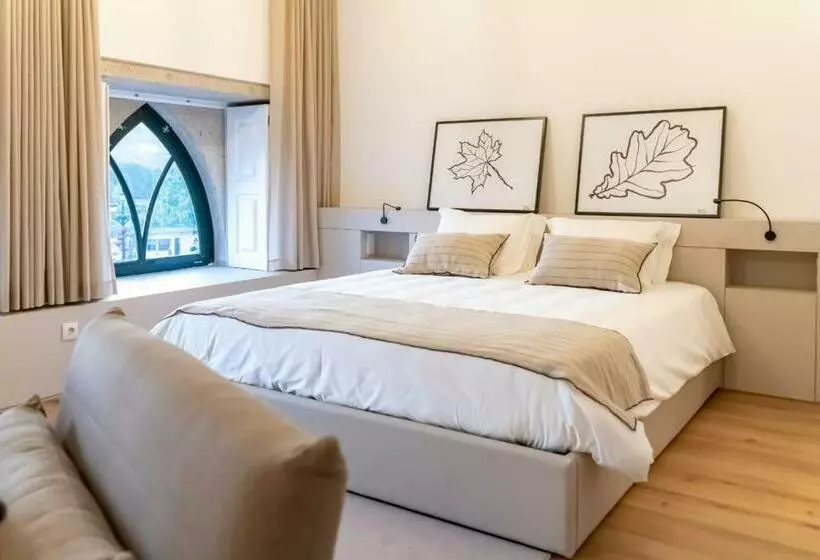 تختخواب و صبحانه Camões Apartments