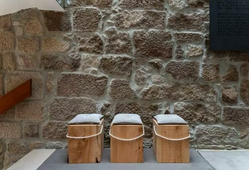 تختخواب و صبحانه Camões Apartments