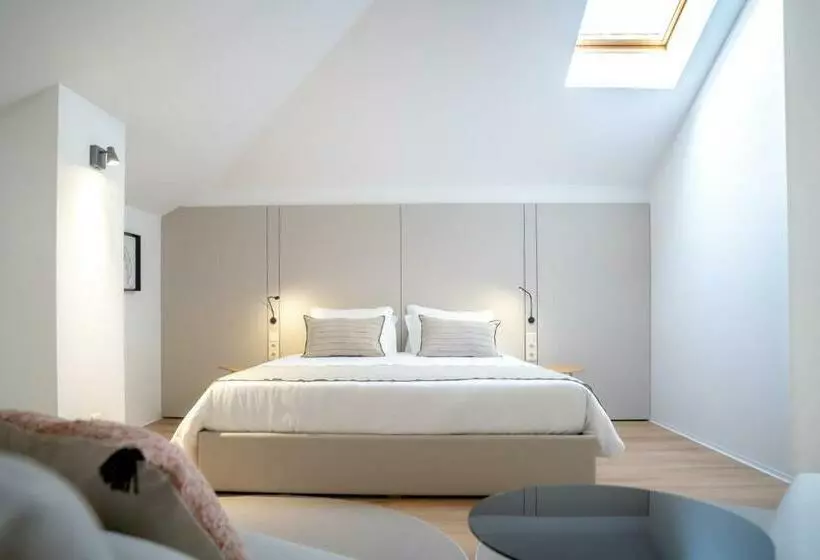 تختخواب و صبحانه Camões Apartments