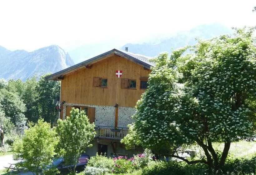 Aamiaismajoitus (B&B) Chambre D Hôtes à La Ferme