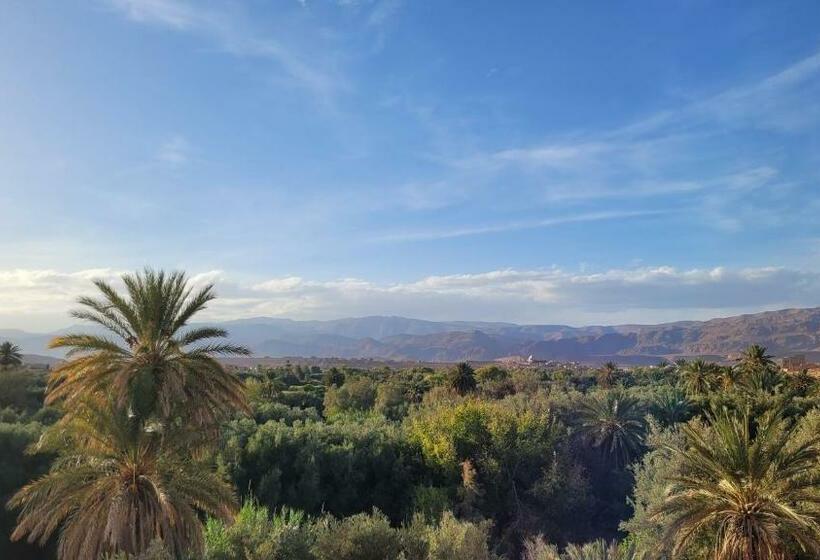 مبيت وإفطار Chantal S Retreat