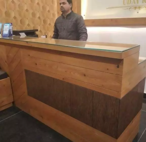 ホテル Uday Raj By Wb Inn