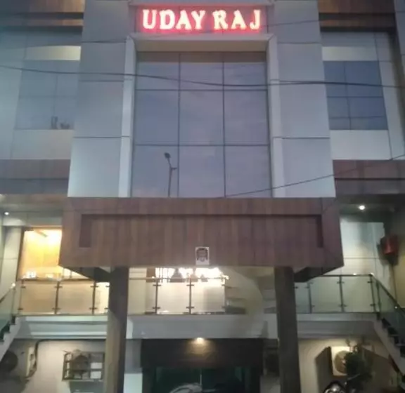 ホテル Uday Raj By Wb Inn