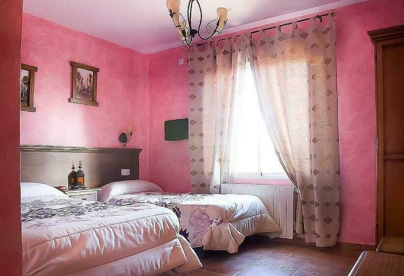 Пансион Alojamiento Por Habitaciones