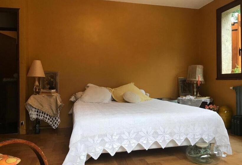 ペンション Au Pain Des Anges