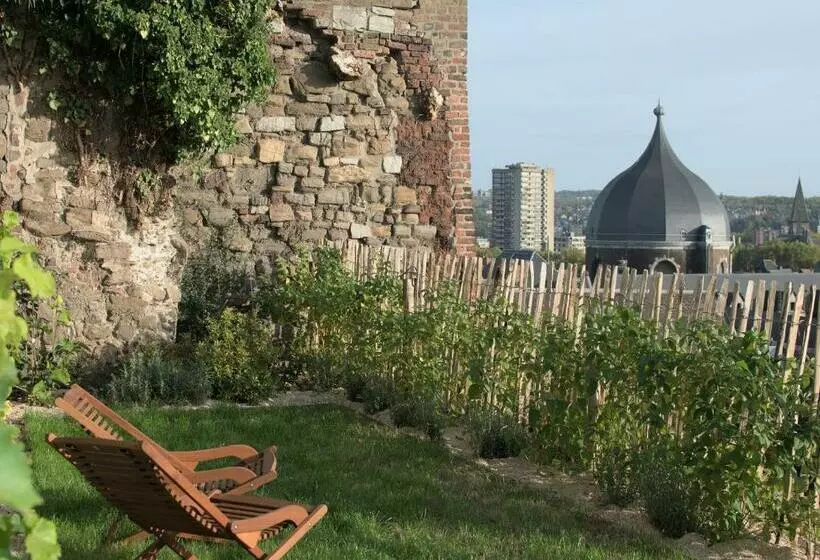 پانسیون Bonjour Pierreuse