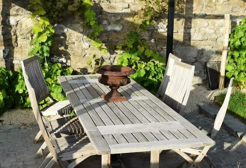 پانسیون Bonjour Pierreuse