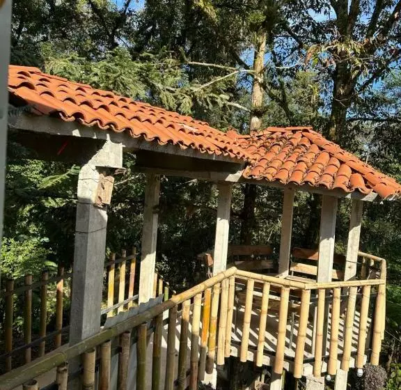 ペンション Casa Machtiani