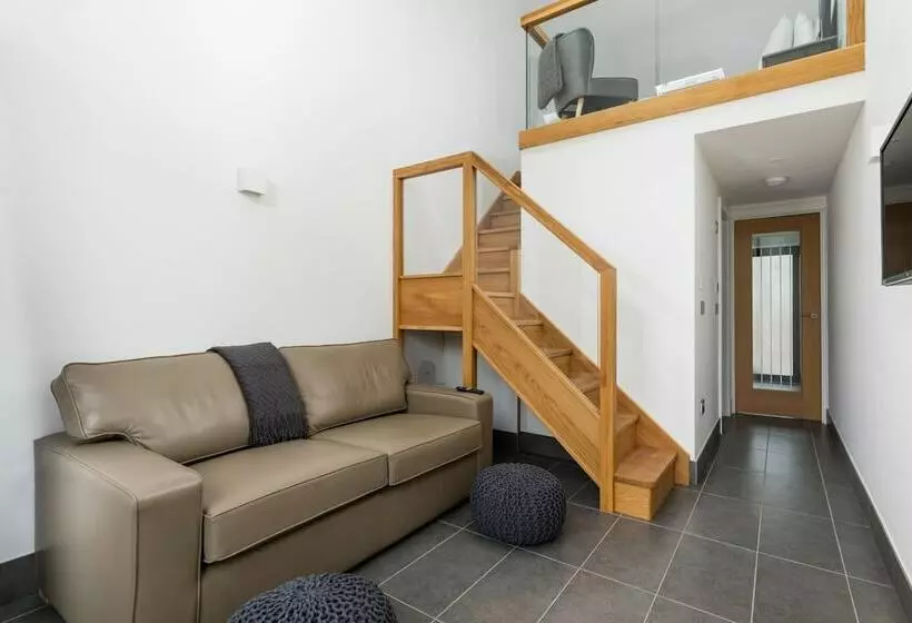 ペンション Mini Lodge In The Cornish Countryside