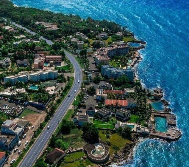 Tower Cloisters Apartments