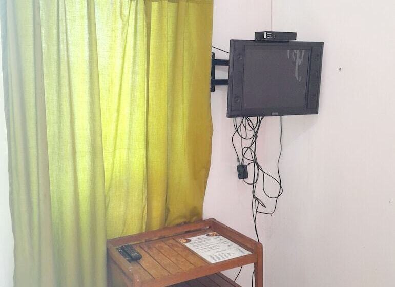 הוסטל Homy House Semarang