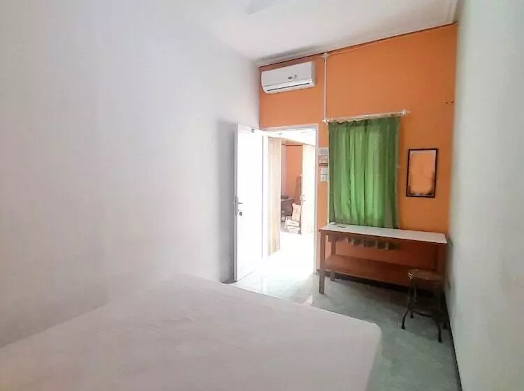 هاستل Homy House Semarang