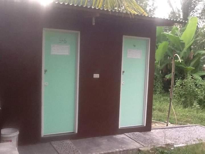 Bed and Breakfast C Point Krui