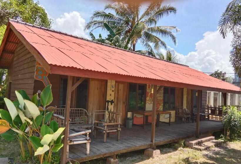 Bed and Breakfast C Point Krui