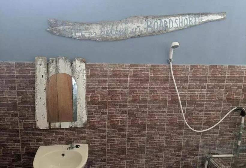 ベッドアンドブレックファースト C Point Krui