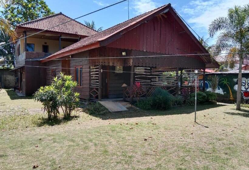 住宿加早餐  C Point Krui