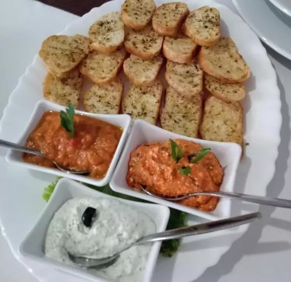 ホテル парк хотел кюстендил