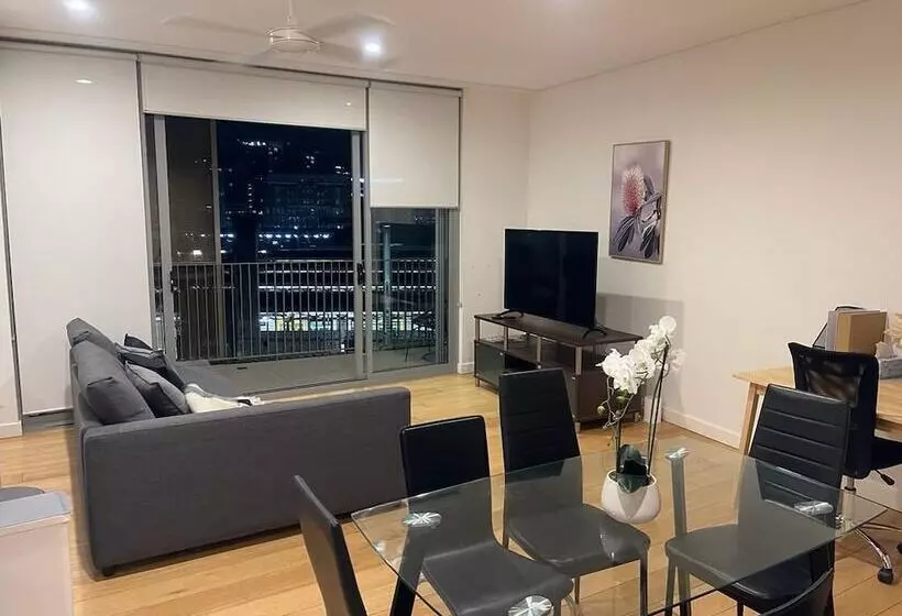 هتل Central Station Apartments