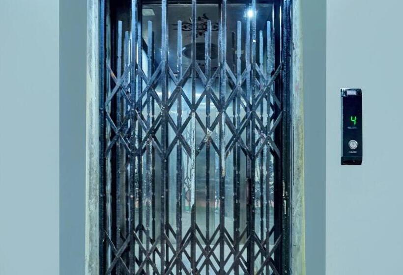 هتل Oyo Flagship 80719  Sneh Inn