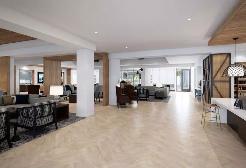 ホテル Staybridge Suites Dawson Creek By Ihg