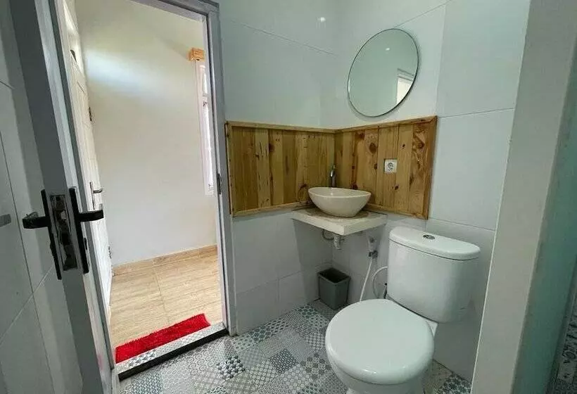 پانسیون Bromo Semesta Guesthouse