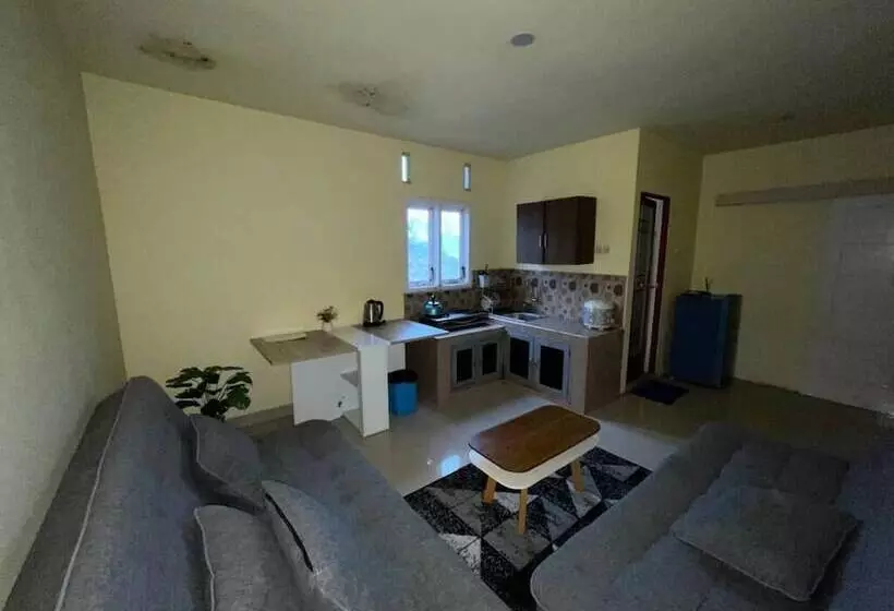 پانسیون Bromo Semesta Guesthouse