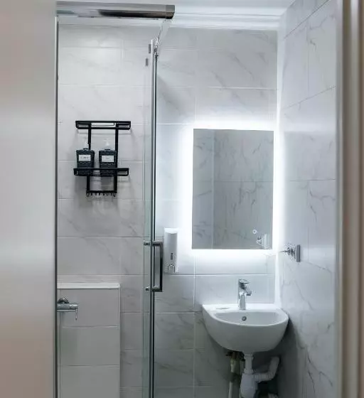 уютный Sunny Hostel