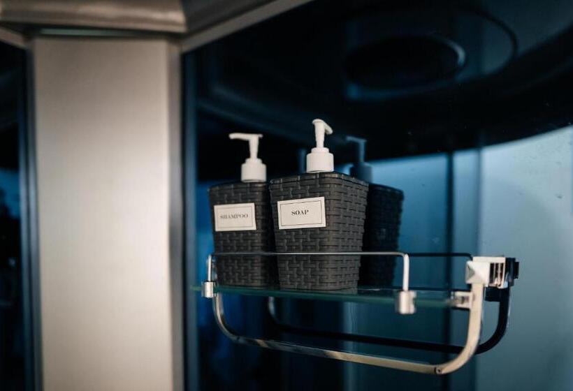 уютный Sunny Hostel