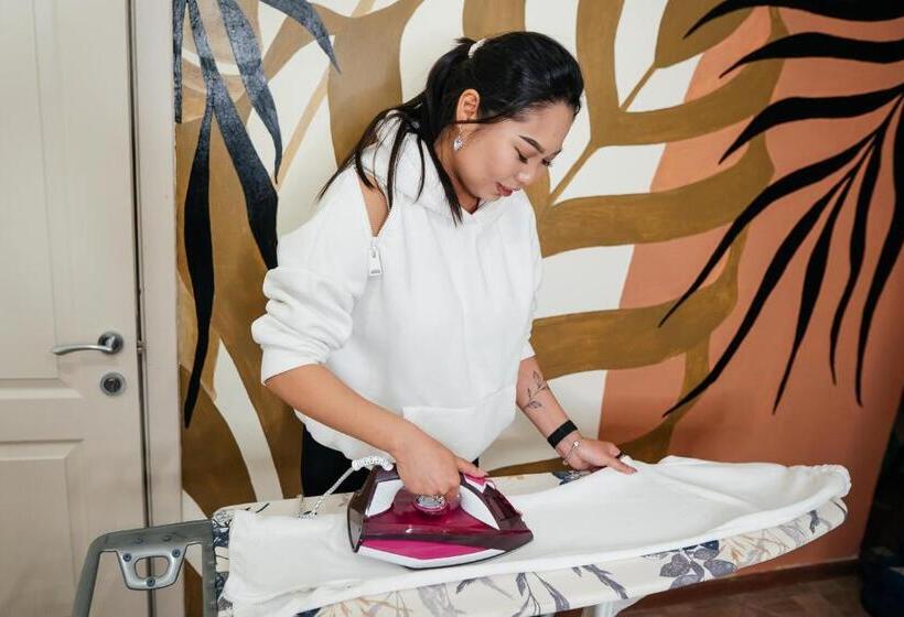 уютный Sunny Hostel