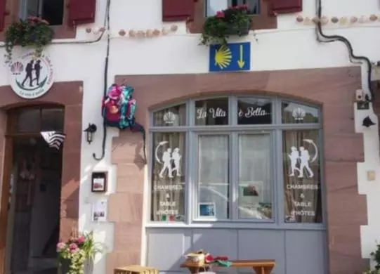 Retkeilymaja La Vita E Bella