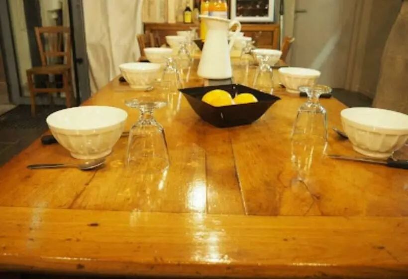 Retkeilymaja La Vita E Bella