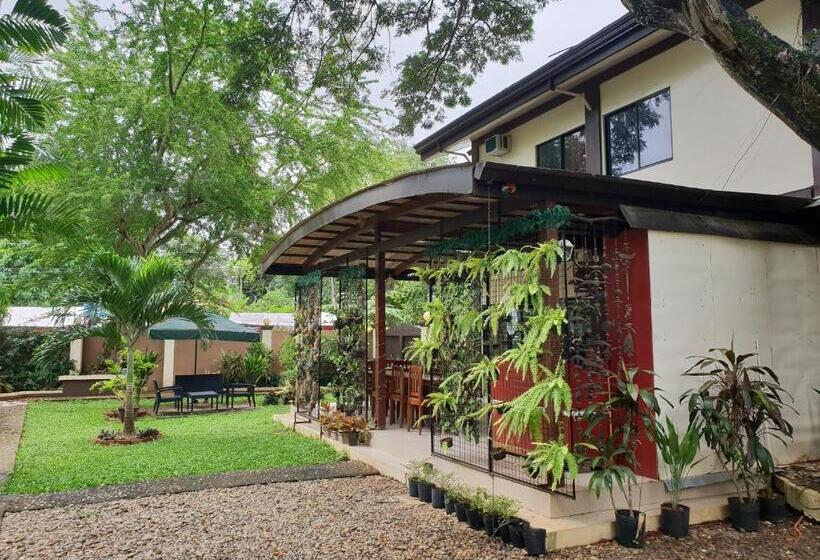 צימר Diakopes Inn