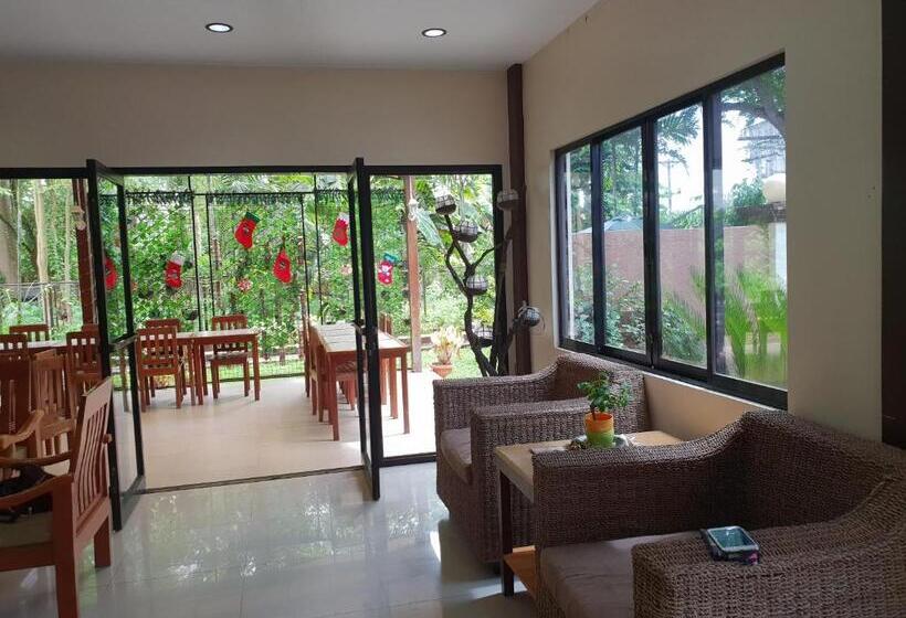 צימר Diakopes Inn