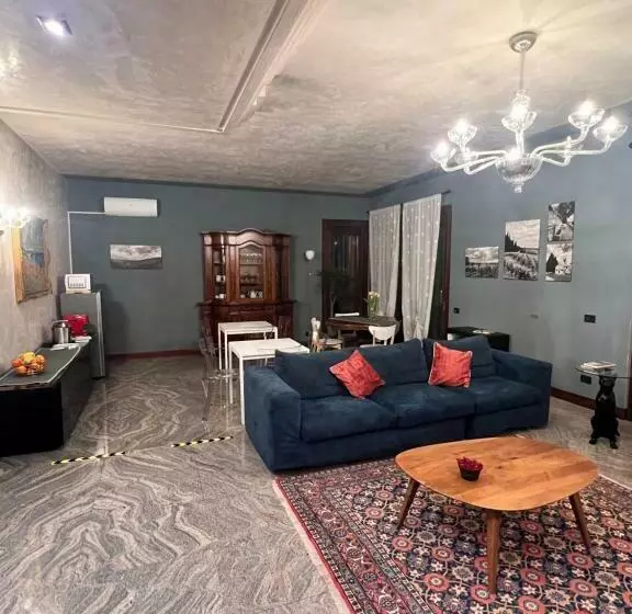 Aamiaismajoitus (B&B) Residenza Borgo San Rocco