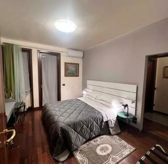 Aamiaismajoitus (B&B) Residenza Borgo San Rocco