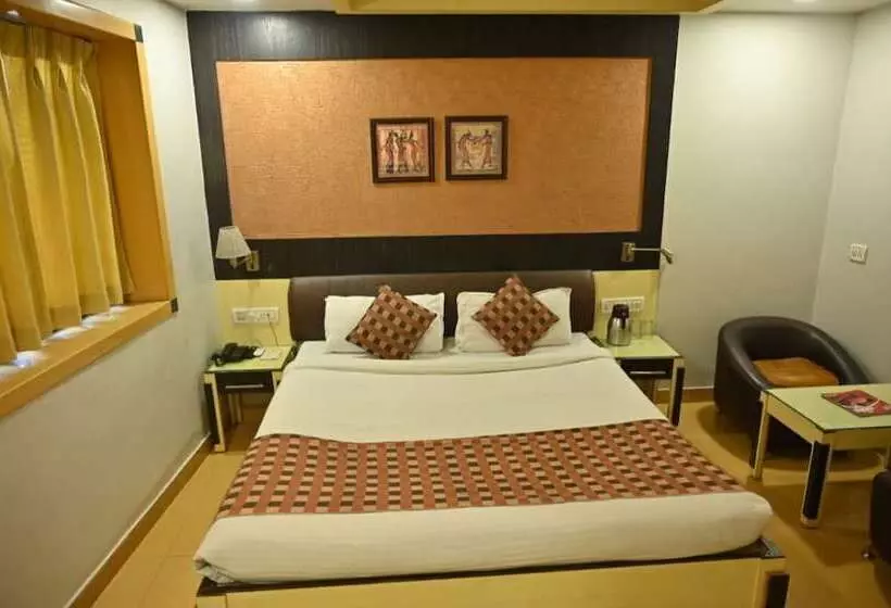 Hotel Churuwala Inn
