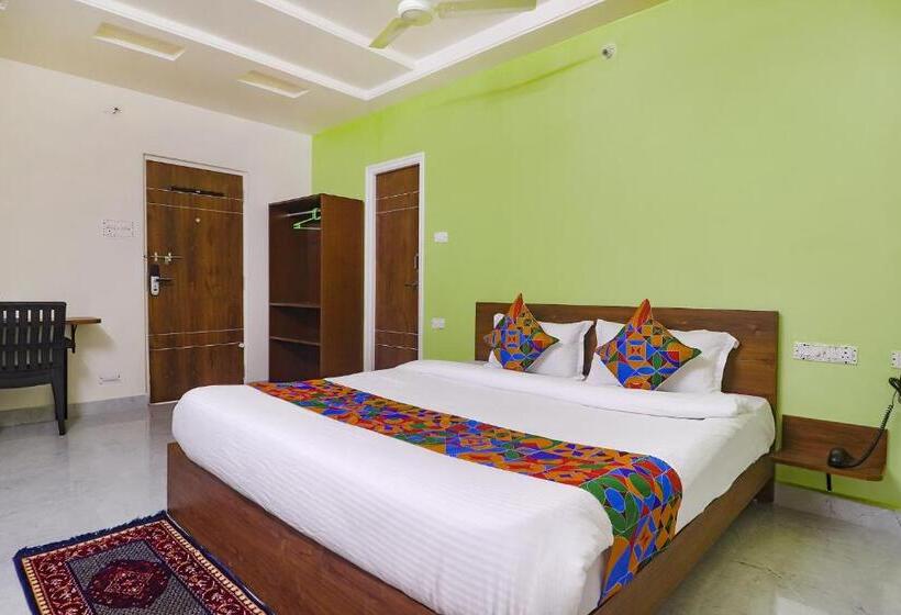 Fabhotel Golden Hitech Hitech City