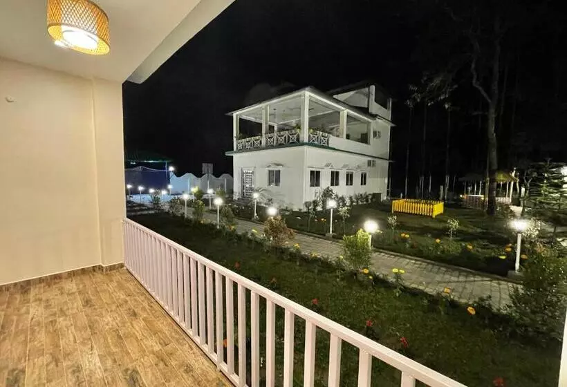 ホテル Jaldapara Forest Tourist Lodge Jftl