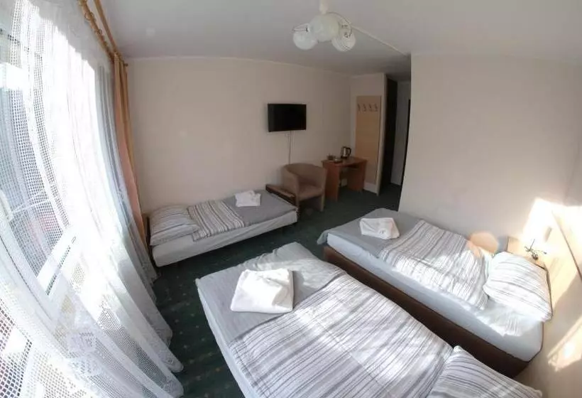 Hotelli Ośrodek Wypoczynkowy Diuna Beskidy