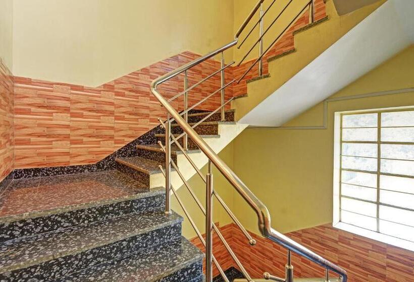 בית מלון כפרי Oyo Flagship 80680 Amba