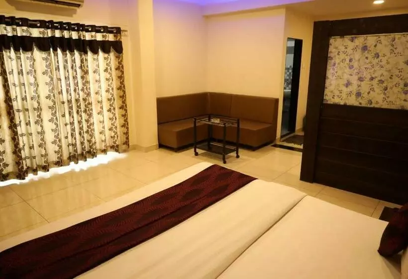 Fabhotel Sparkling Pearl