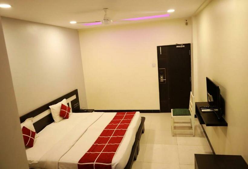 Fabhotel Sparkling Pearl