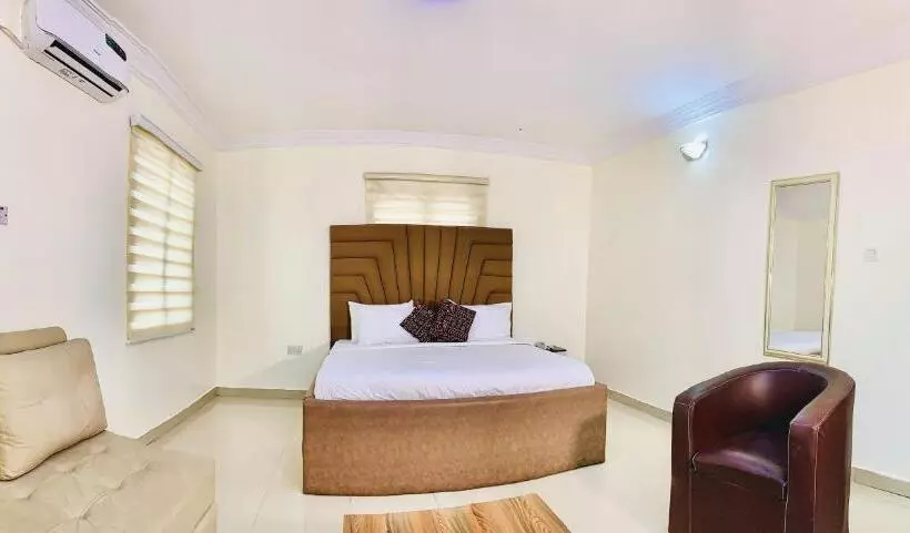 هتل Vintage Classic Lodge