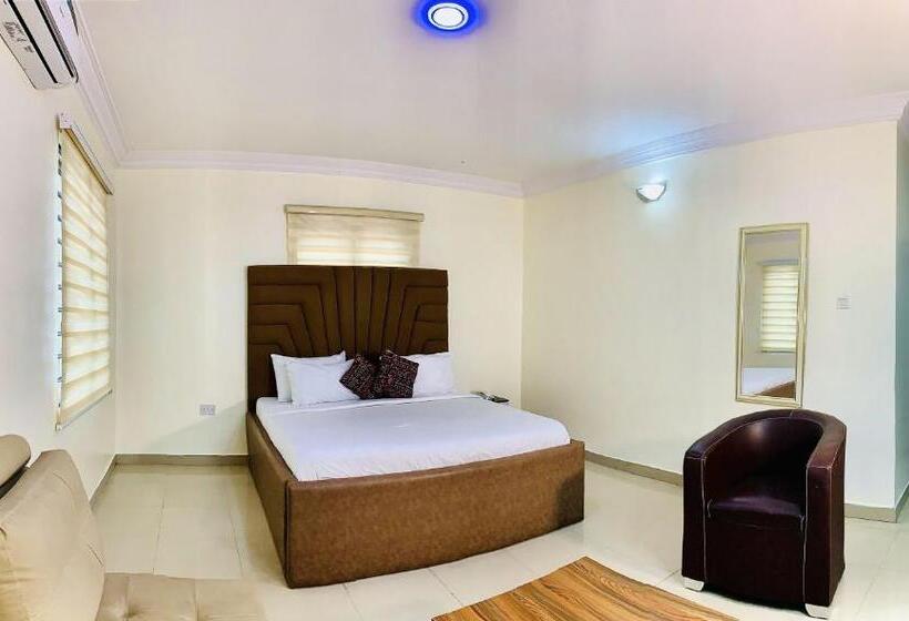 هتل Vintage Classic Lodge