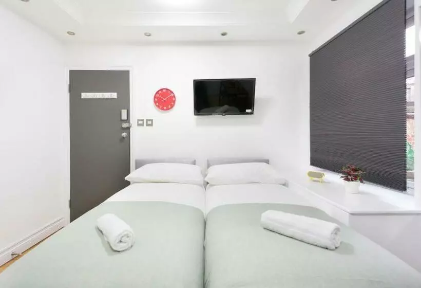 ペンション Studio9 Rooms   Next To Emirates Stadium   Budget Rooms With Shared Bathroom