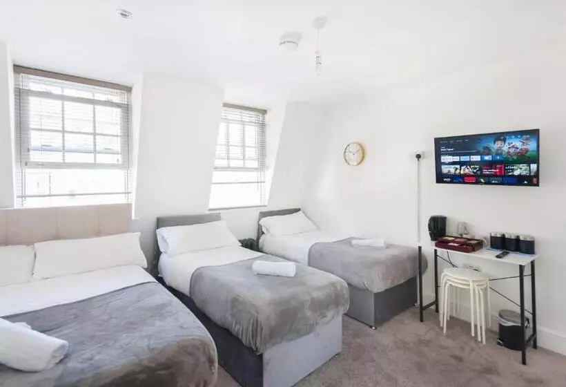 ペンション Studio9 Rooms   Next To Emirates Stadium   Budget Rooms With Shared Bathroom