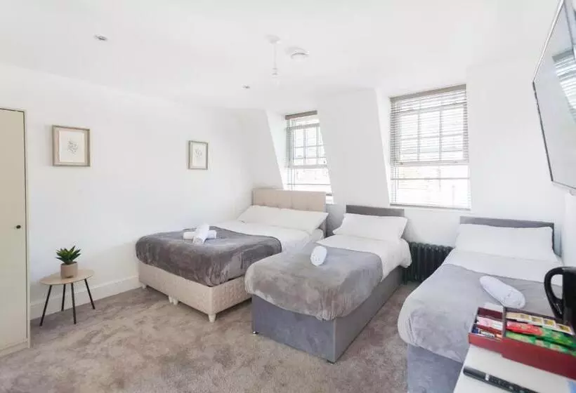 ペンション Studio9 Rooms   Next To Emirates Stadium   Budget Rooms With Shared Bathroom