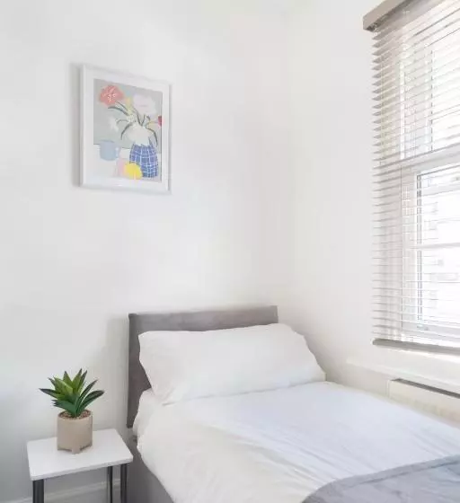 ペンション Studio9 Rooms   Next To Emirates Stadium   Budget Rooms With Shared Bathroom